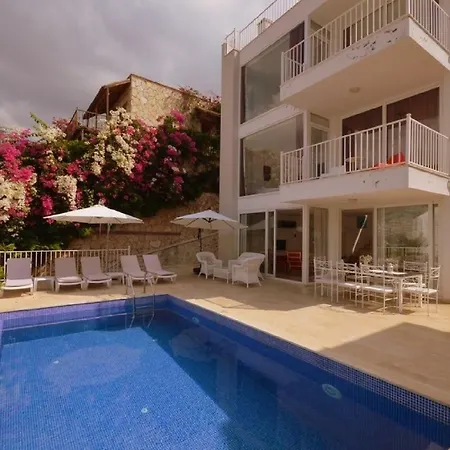 White Suites Xi Kalkan