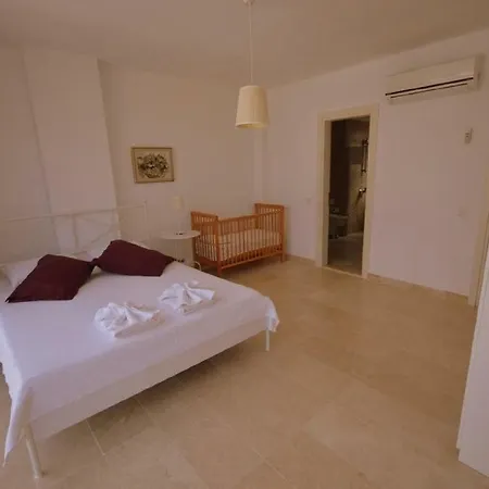 White Suites Xi Villa